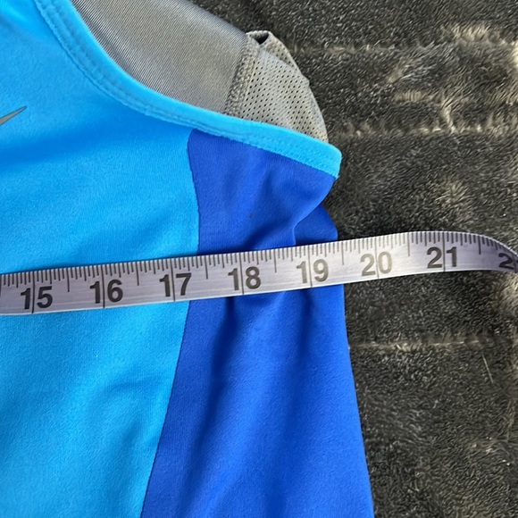 Nike Dry Fit Plus Size workout tank - Picture 9 of 10